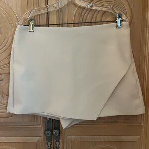 ZARA Cream Women's Skort